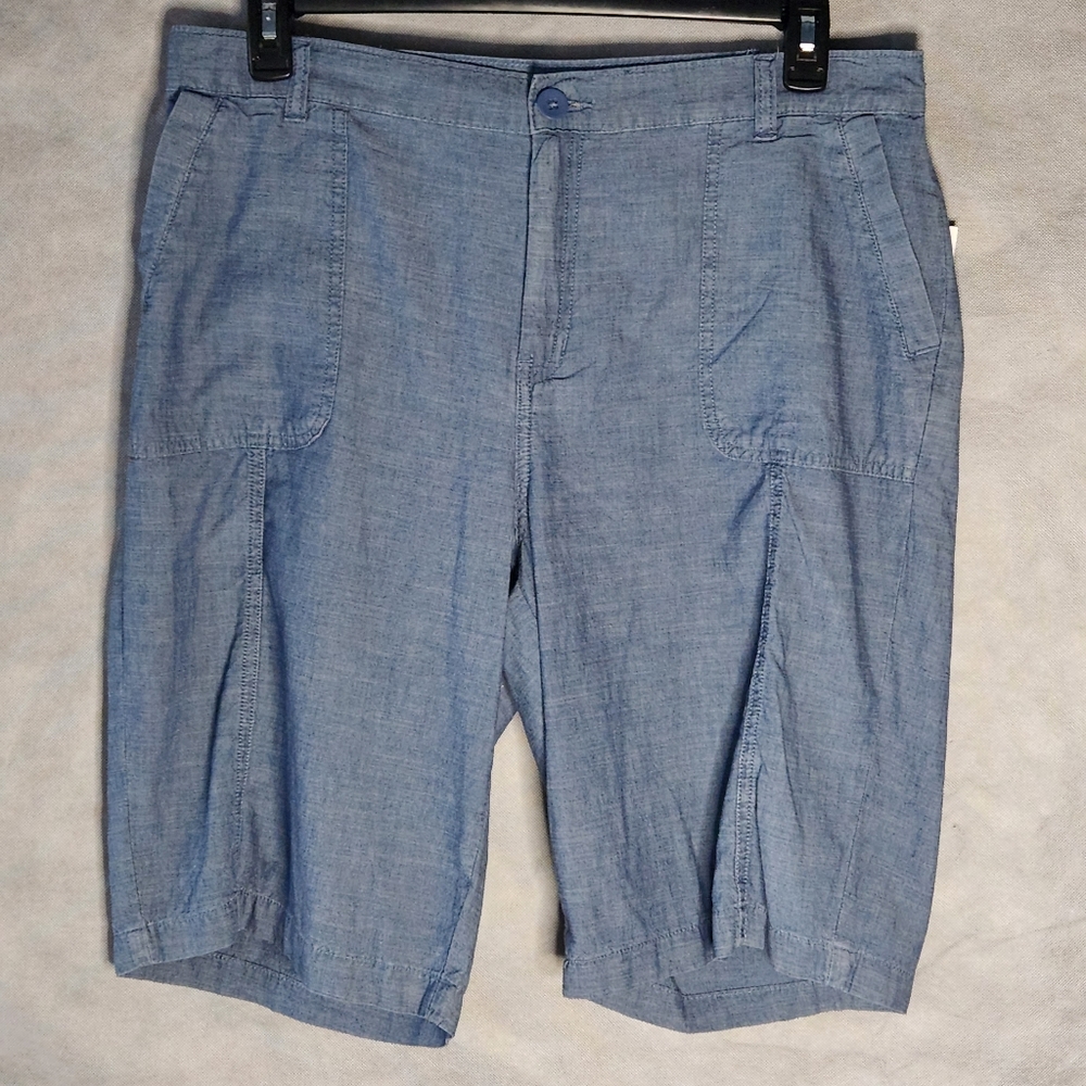 Karen Scott Woven Short Casual And Versatile With A Classic Woven Texture